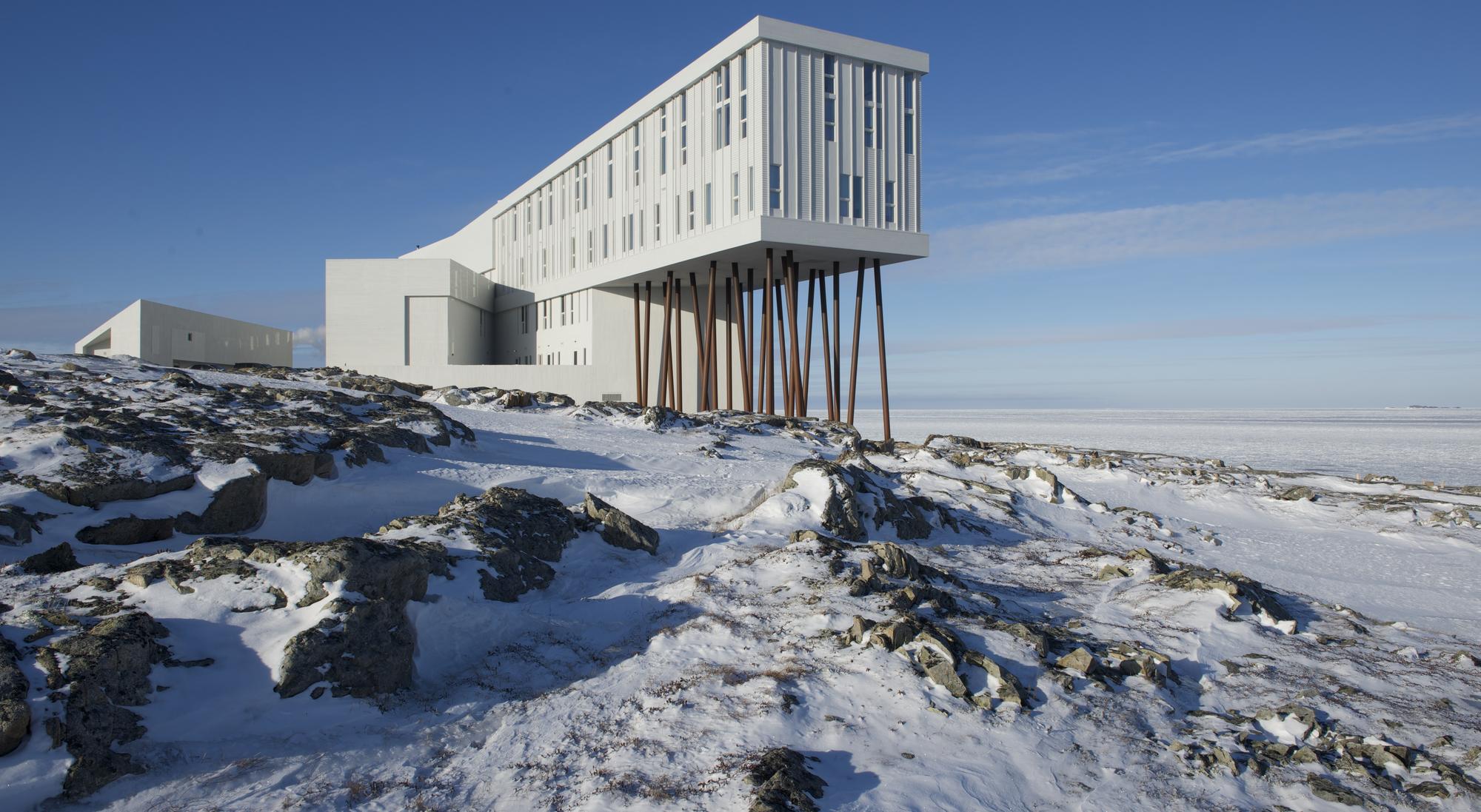 Fog Island Inn - Paddy Barry